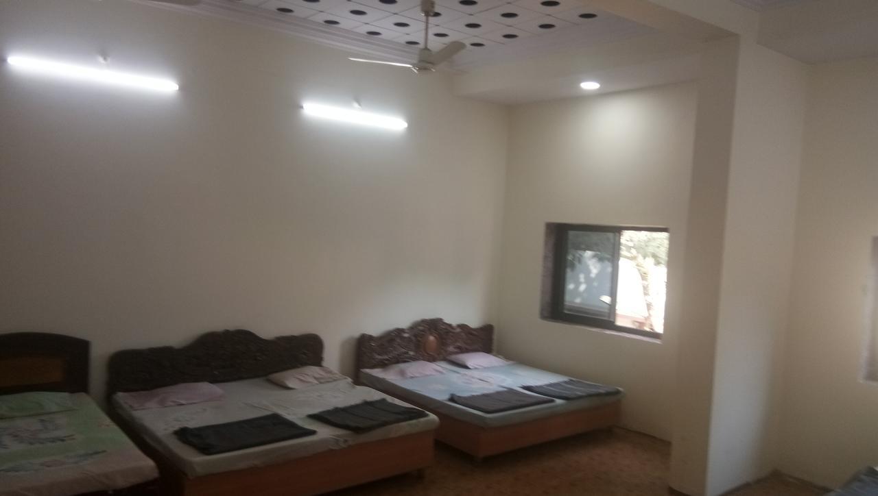 Grand Galaxy Hotel Krishna Nashik Exterior foto