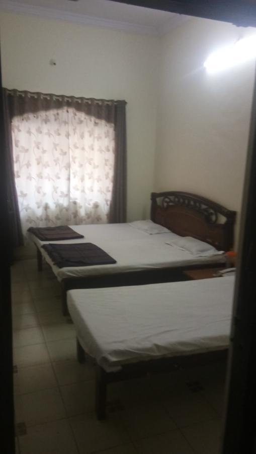Grand Galaxy Hotel Krishna Nashik Exterior foto